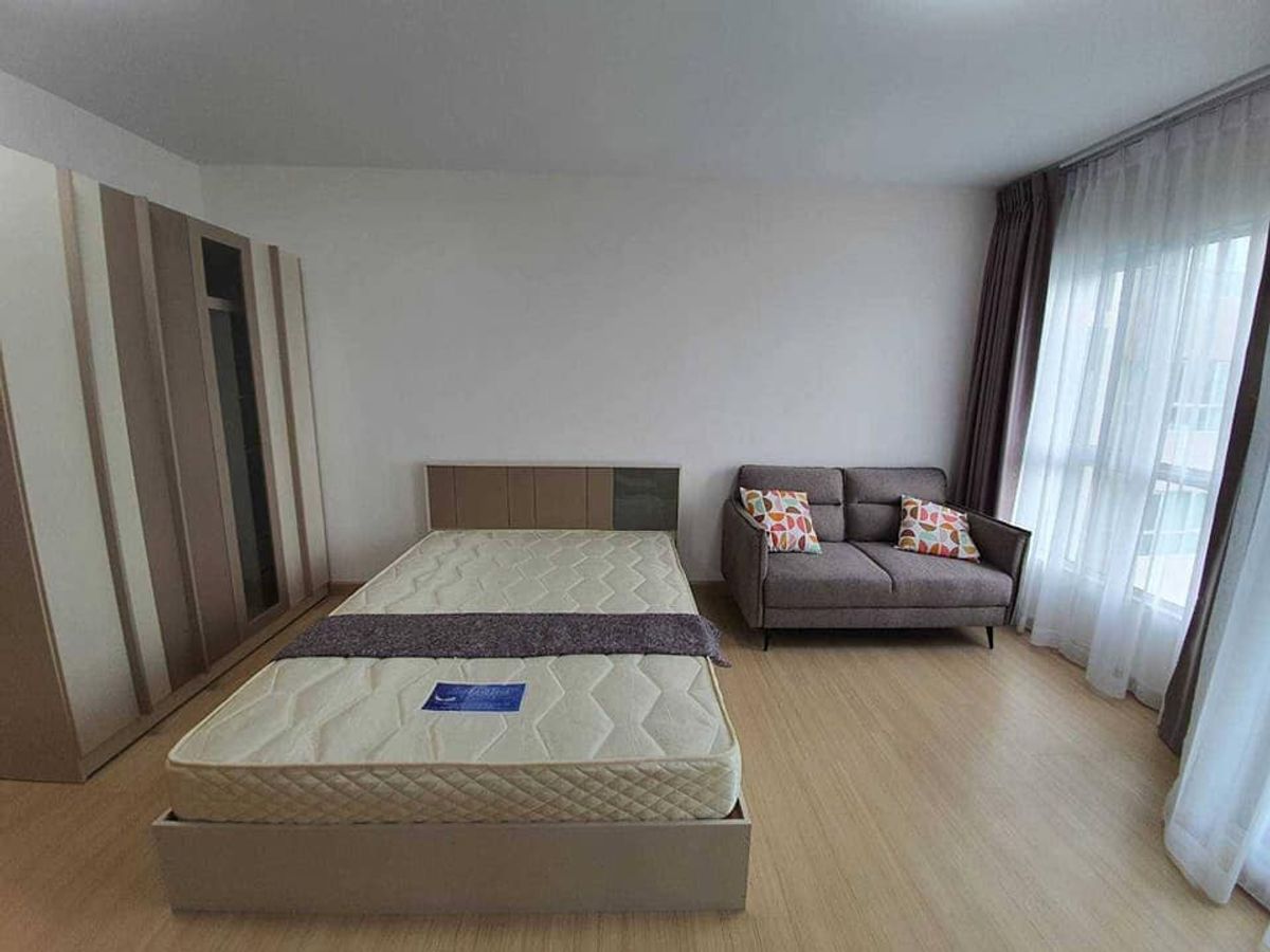 For RentCondoRama9, Petchburi, RCA : Supalai Vernda Rama 9 / 📍 Building B Floor 15, Pool View is very beautiful 📐 Size 30 sq.m.
