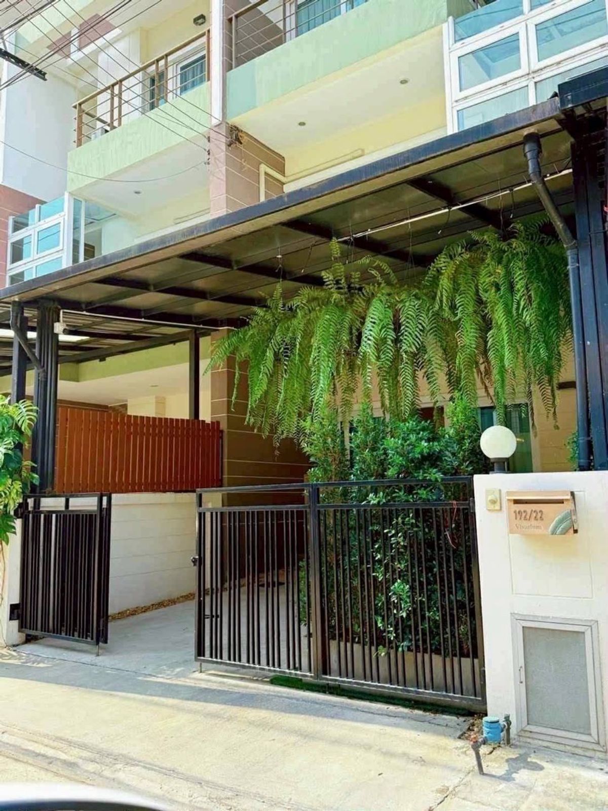 ให้เช่าทาวน์โฮมพระราม 2 บางขุนเทียน : 🏡 ให้เช่าทาวน์โฮม 3 ชั้น สวยพร้อมอยู่!
โครงการ วิวาเรี่ยม พระราม 2 – พุทธบูชา 36 (ติดถนนพุทธบูชา)