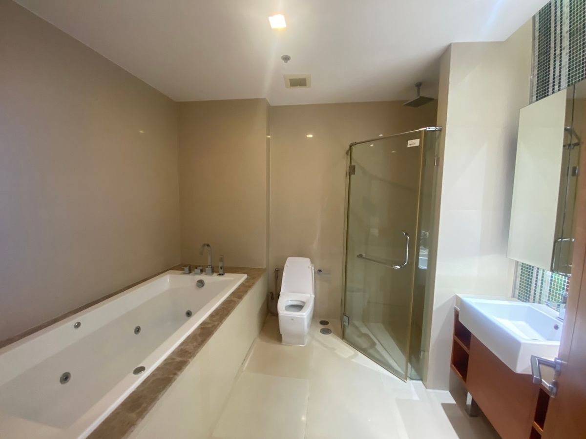 ขายคอนโดพัทยา บางแสน ชลบุรี สัตหีบ : for sale Condo The Cove pattaya  3 Bed 3 Bath 237 Sq.m  (S03-2058)