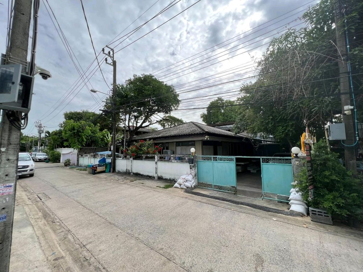 ขายบ้านสุขุมวิท อโศก ทองหล่อ : 🏡 ขายที่ดินพร้อมสิ่งปลูกสร้าง 142 ตร.ว. ทำเลทอง สุขุมวิท 101/1 ซอยวชิรธรรมสาธิต 38