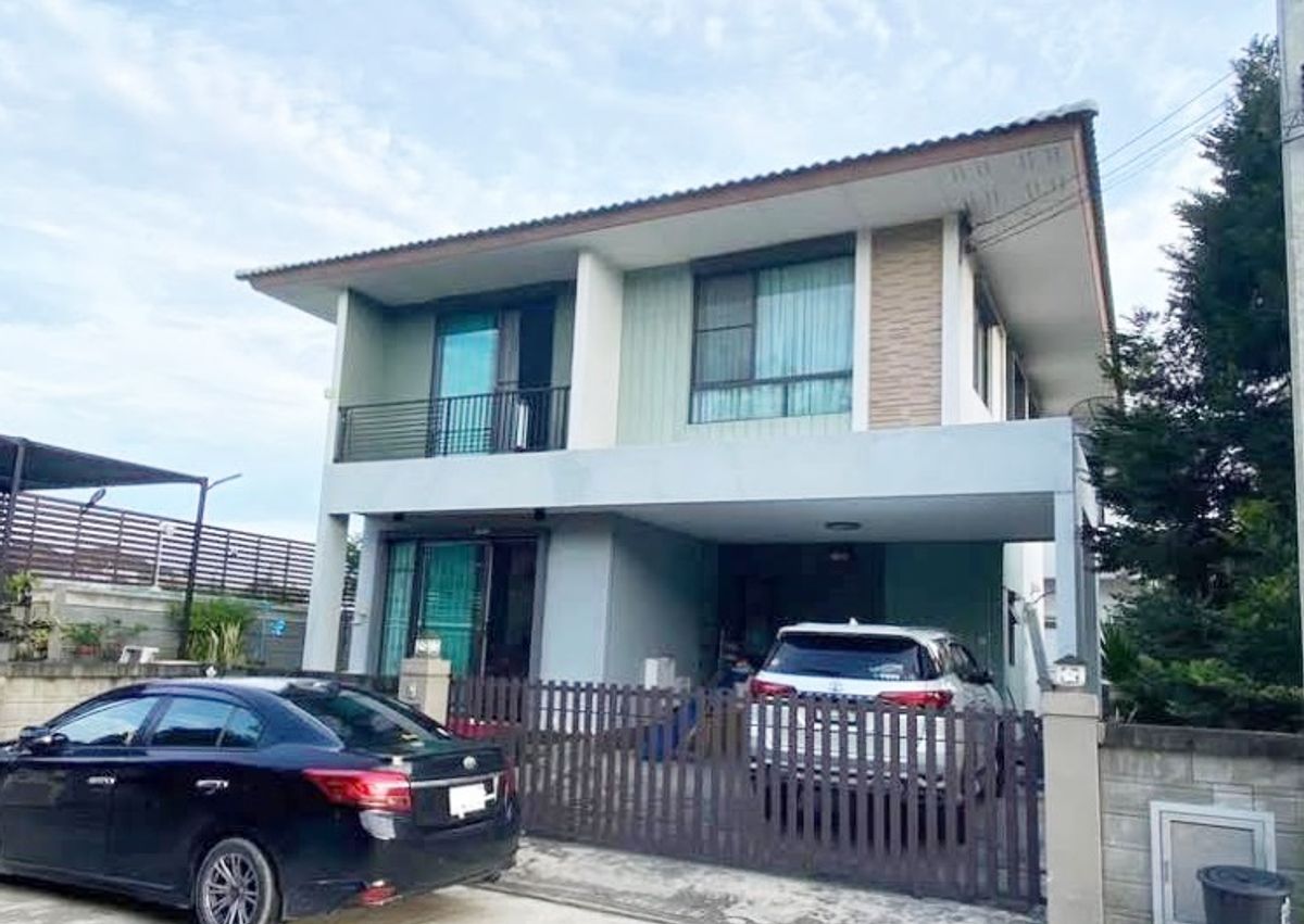 For RentHouseBangna, Bearing, Lasalle : 🏡 House for rent With full furniture Golden Village Project Bang Na - Kingkaew