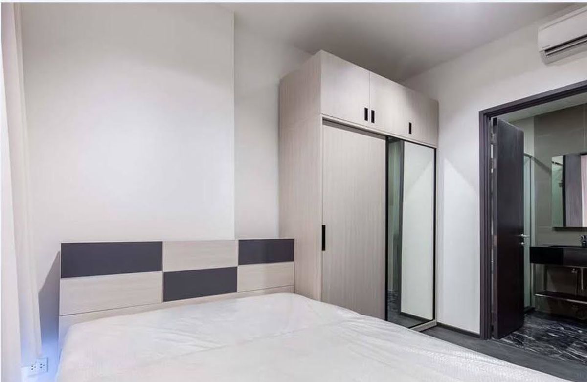 ให้เช่าคอนโดสุขุมวิท อโศก ทองหล่อ : คอนโด Edge Sukhumvit 23 เดินทางสะดวก ใกล้รถไฟฟ้าบีทีเอส มีรถรับส่ง ห้องสวย เฟอร์นิเจอร์ครบ พร้อมอยู่!