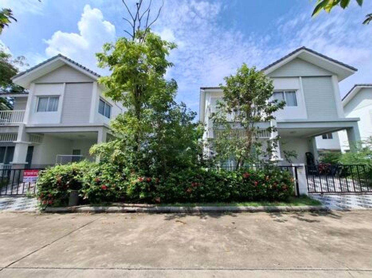 ขายบ้านพระราม 2 บางขุนเทียน : อิคอนเนเจอร์ พระราม 2  สไตล์ American Cottage  ซอยเทียนทะเล 19 แขวงท่าข้าม เขตบางขุนเทียน กทม. ราคา 3,500,000 บาท 