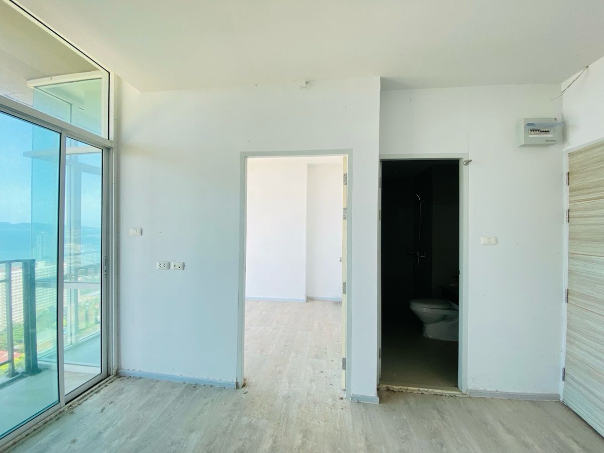 ขายคอนโดพัทยา บางแสน ชลบุรี สัตหีบ : เดอะแกรนด์เอดี จอมเทียน บีช พัทยา ขายเพียง 1.45 ล้าน คอนโดวิวทะเล 