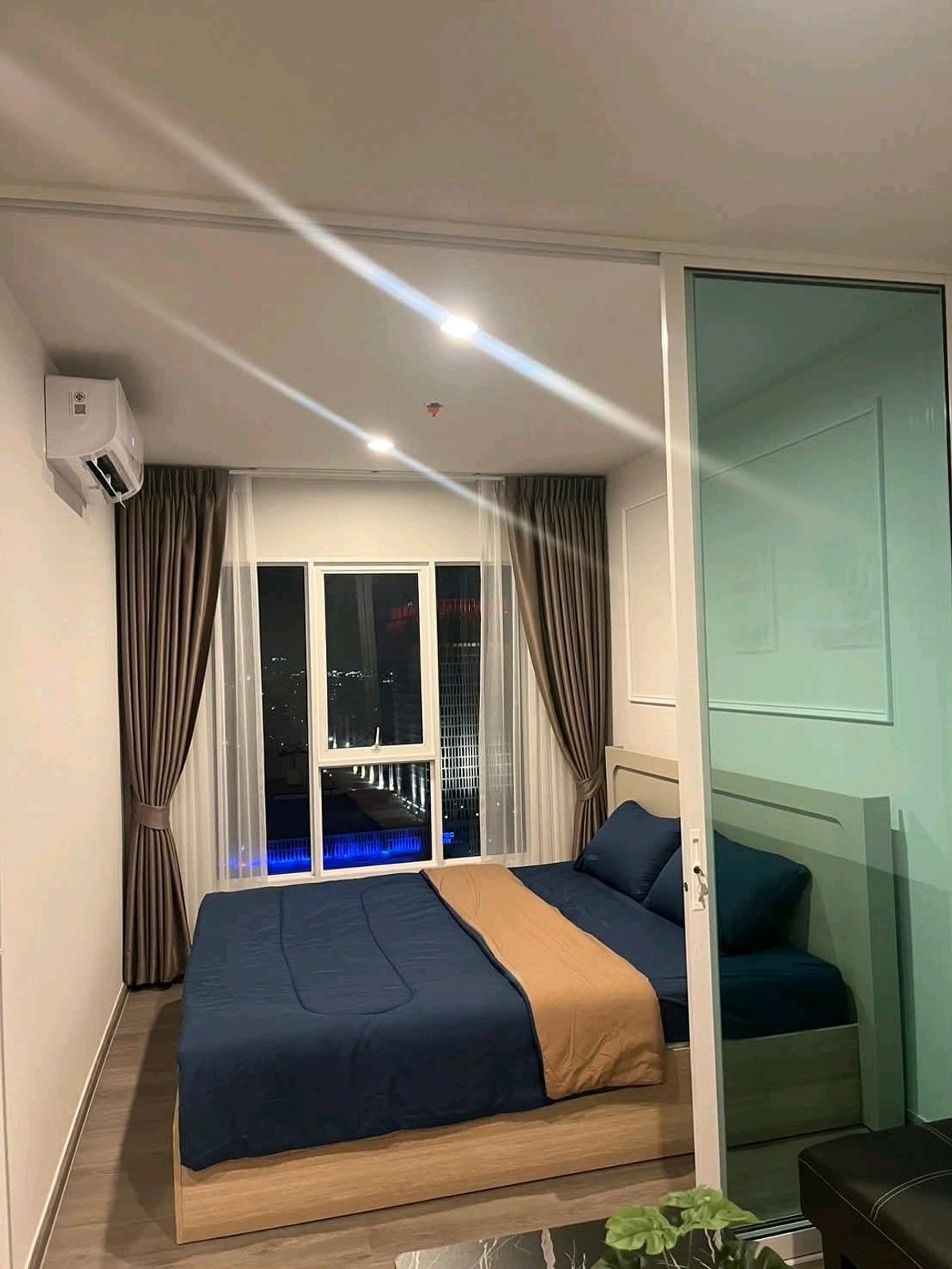 ให้เช่าคอนโดบางนา แบริ่ง ลาซาล : Regent home บางนา ตึกใหม่ ‼️
ตึก D ชั้นสูง วิวนอก พร้อมเข้าอยู่
11,000