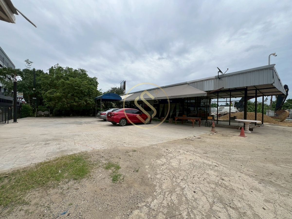 ขายที่ดินพระราม 5 ราชพฤกษ์ บางกรวย : ขายด่วน ! ที่ดินเปล่าทำเลทอง บนถนนราชพฤกษ์ ขนาด  2 ไร่ 84 ตารางวา อยู่ติดกับ ATTA Autohaus , แบงค์ค็อก คิดส์ สาขาราชพฤกษ์