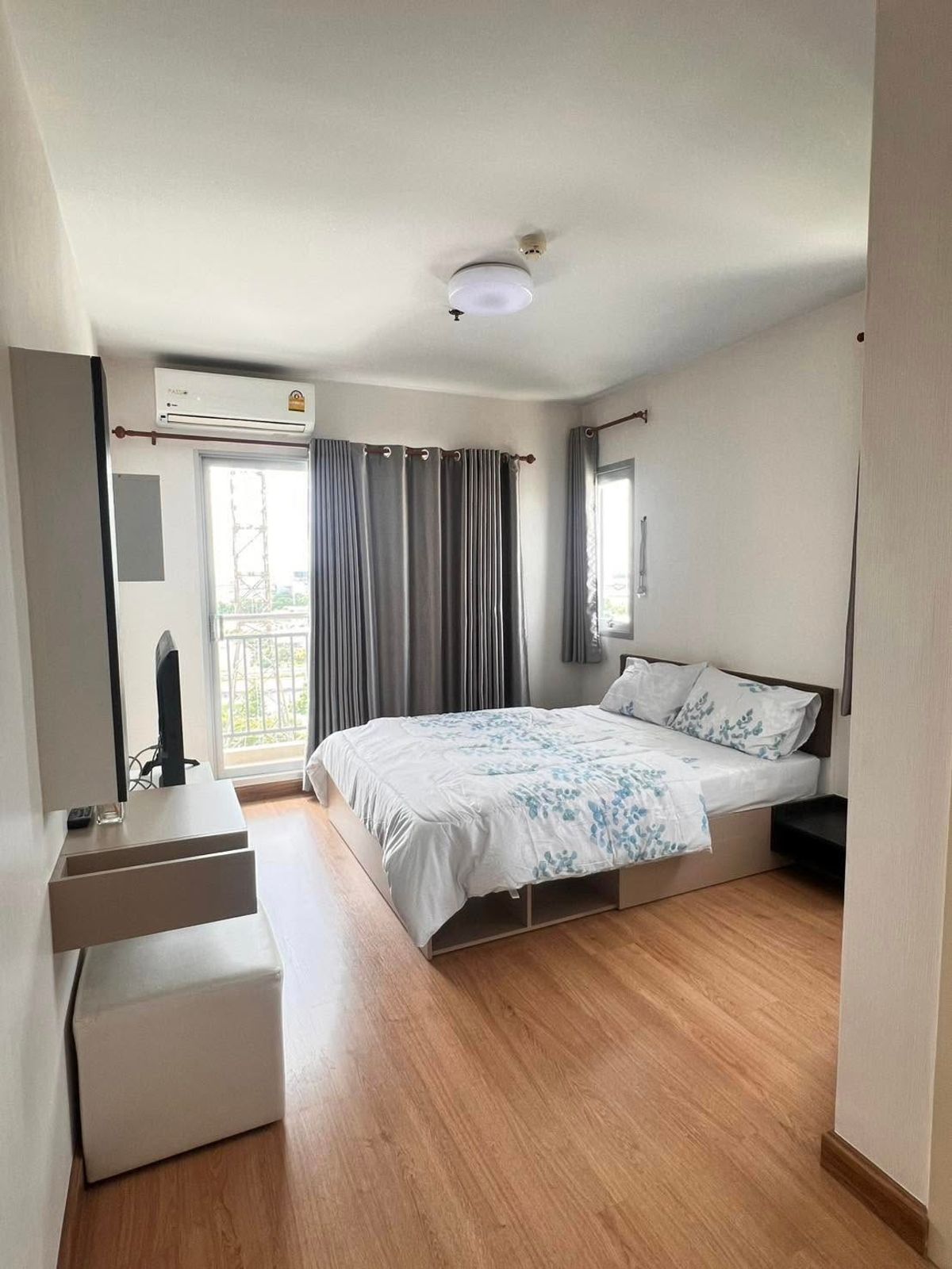 For RentCondoChaengwatana, Muangthong : Rent !! 2 bedroom condo on Chaengwattana Road, Condo Supalai City Resort Chaengwattana Supalai City Resort Chaeng Watthana