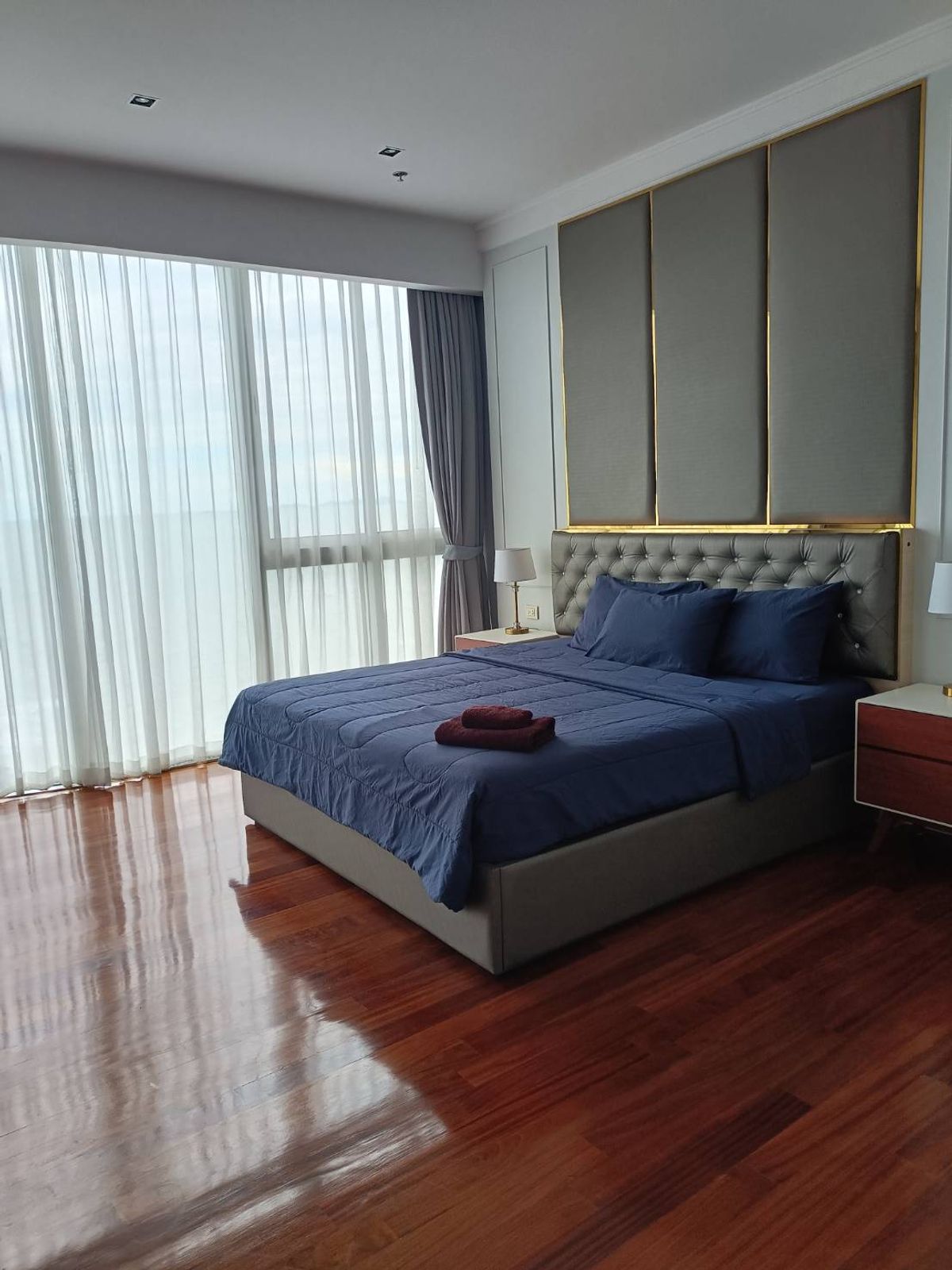 ขายคอนโดพัทยา บางแสน ชลบุรี สัตหีบ : for sale Condo The Cove pattaya  3 Bed 3 Bath 237 Sq.m  (S03-2058)