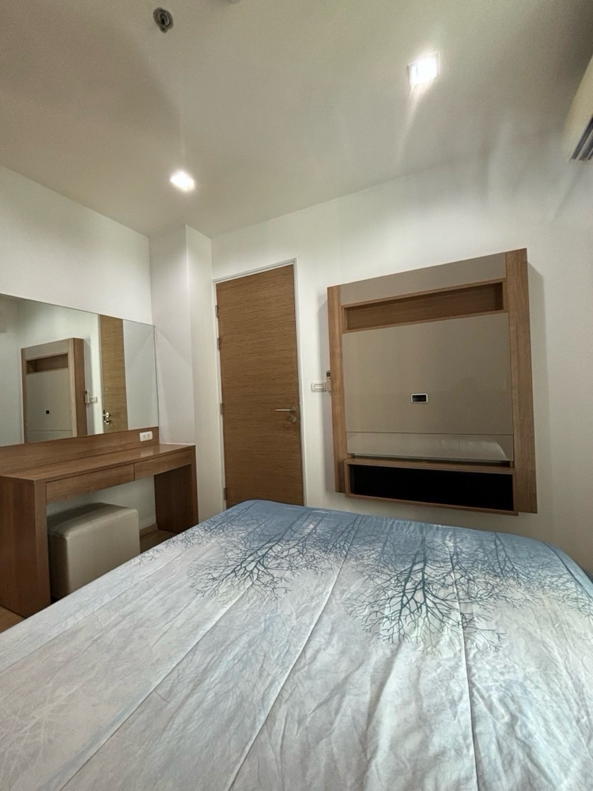 For RentCondoOnnut, Udomsuk : 🔥✨ Beautiful room, new Renovate, the whole room is like a new project. Good price, very good value 😎💓✨