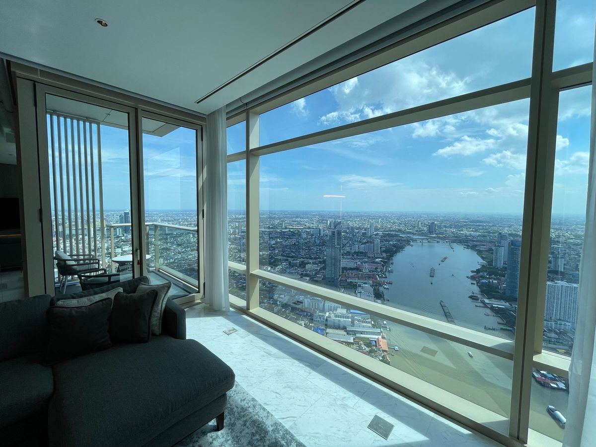 ให้เช่าคอนโดสาทร นราธิวาส : Four Seasons Private Residences ( Pet friendly unit, River view) 