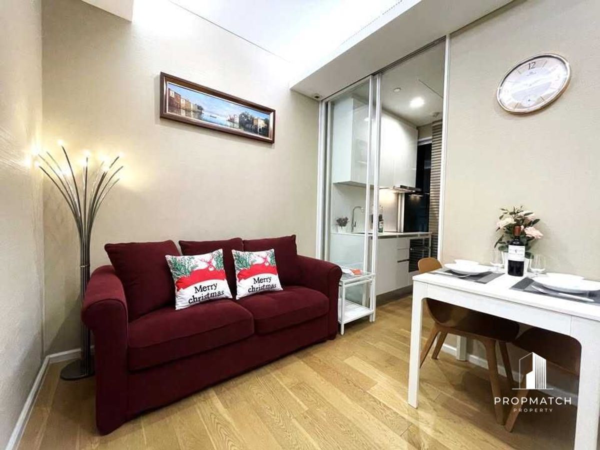 ให้เช่าคอนโดลาดพร้าว เซ็นทรัลลาดพร้าว : ✨Flash Deal ✨The Saint Residences( 1Bed 1Bath 30SQM.) แต่งครบพร้อมอยู่ !! เพียง 16,000บาทต่อเดือน Tel.0981315848 @propmatch