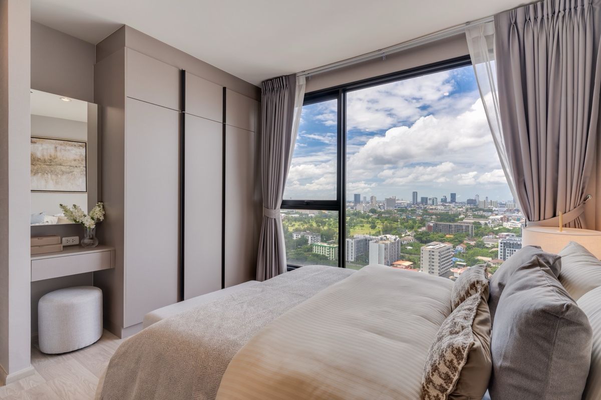ขายคอนโดบางนา แบริ่ง ลาซาล : 🔥ด่วน!! ห้องหลุดโอน 1 Bedroom 29 sqm.  จำนวนจำกัด แต่งครบพร้อมเข้าอยู่ 097-3483447 (Den)