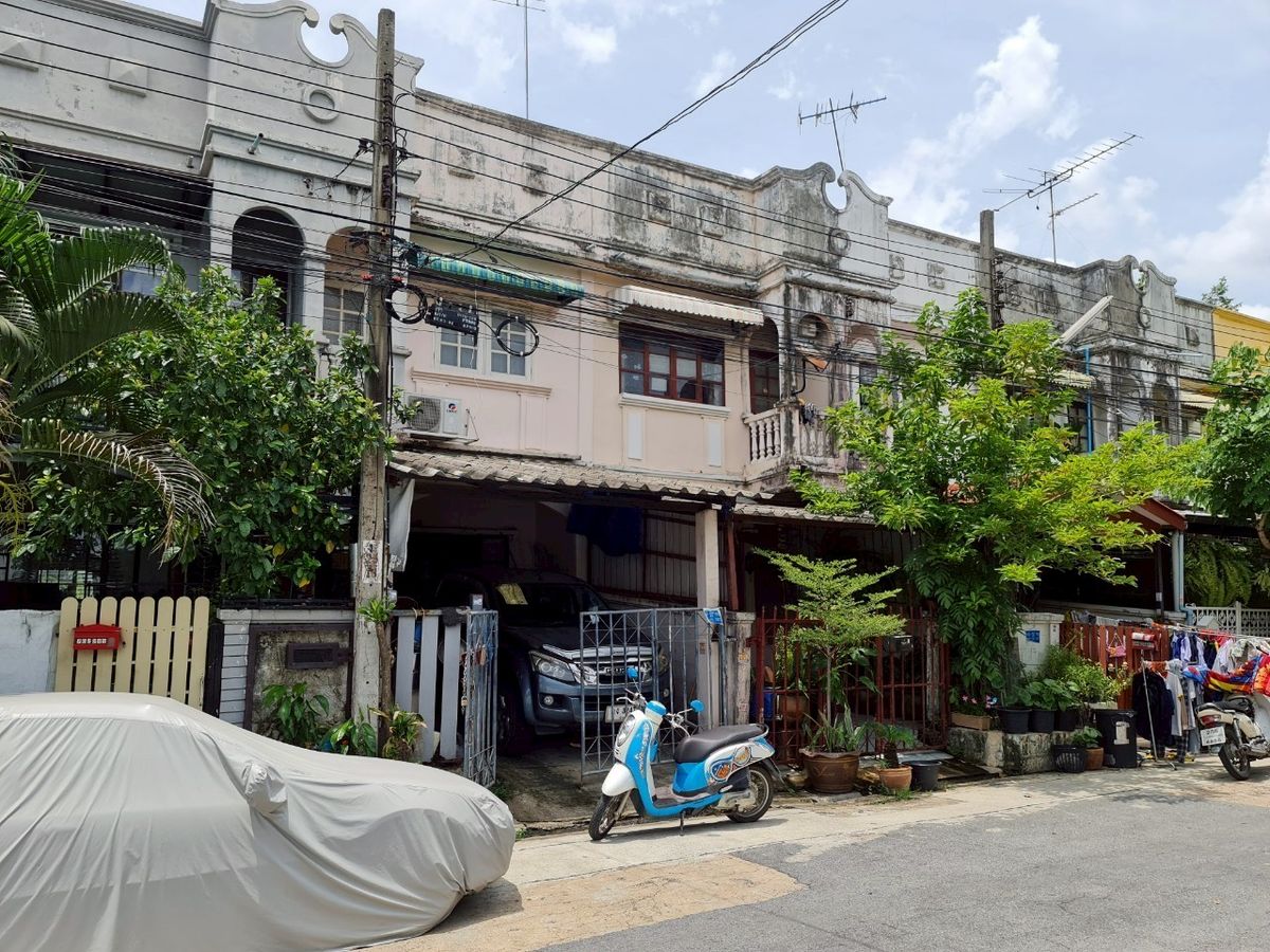 ขายบ้านมีนบุรี-ร่มเกล้า : ขายทาวน์เฮ้าส์โครงการสุภาวัลย์