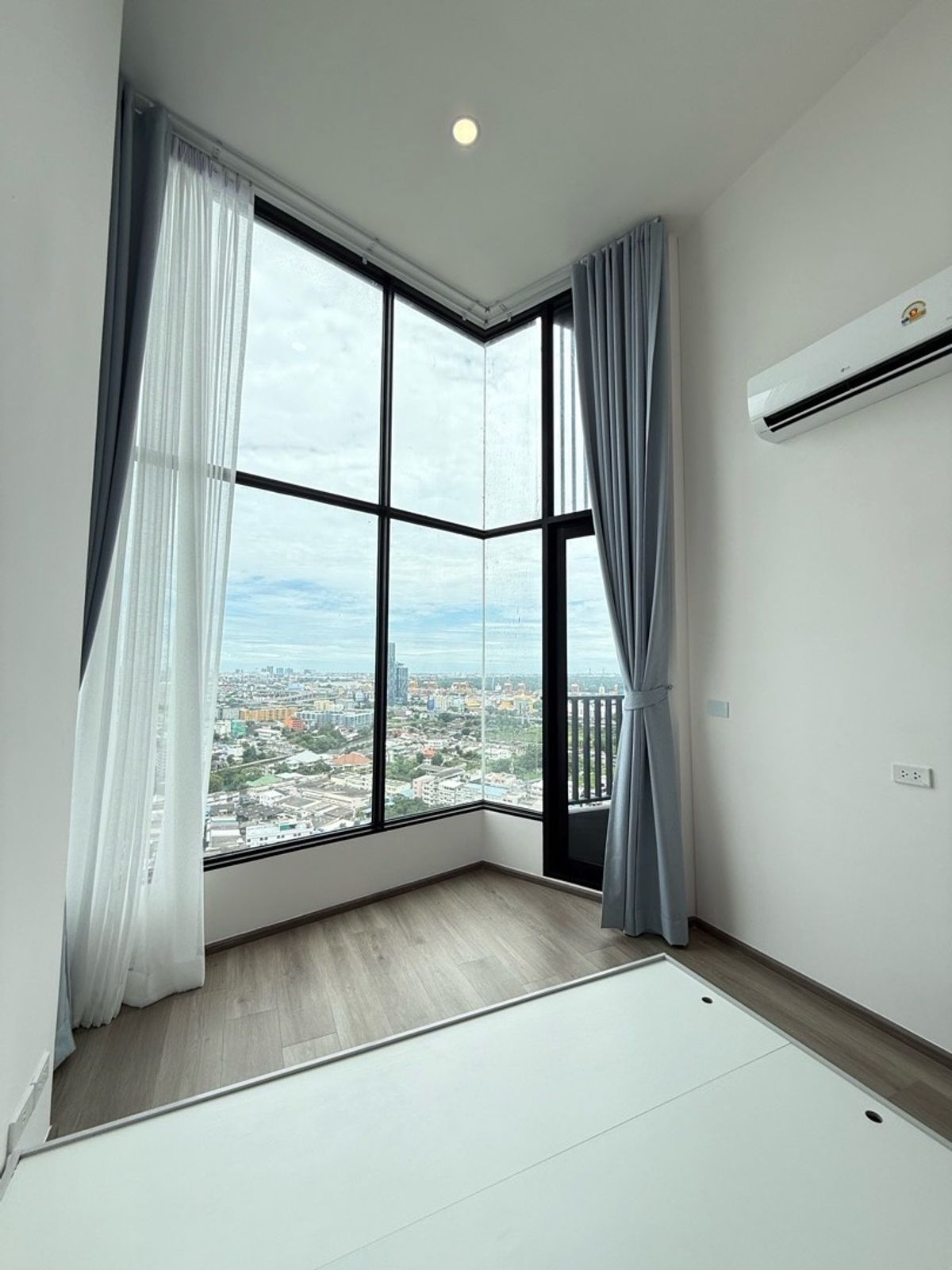 For SaleCondoOnnut, Udomsuk : Sell as much as ❗️Knightsbridge Space Sukhumvit Rama4