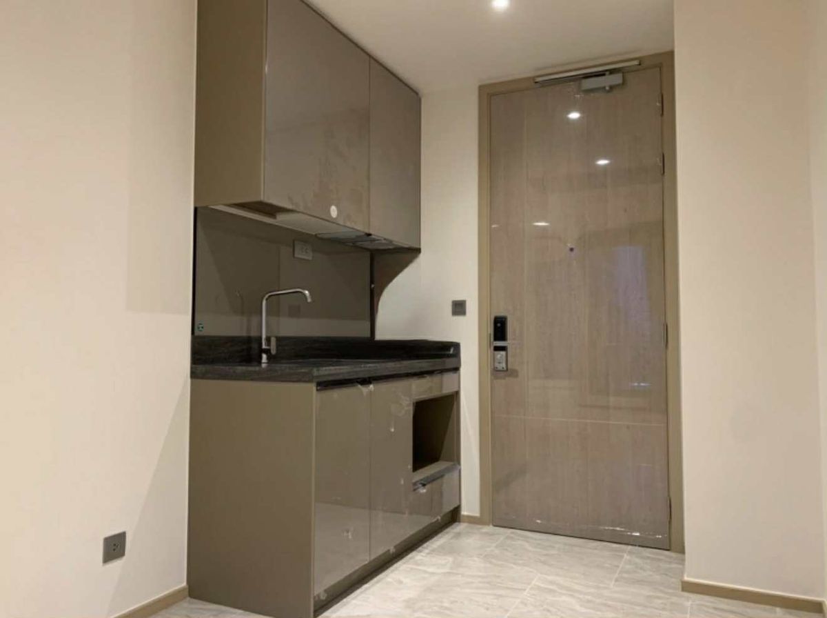 ขายคอนโดพระราม 9 เพชรบุรีตัดใหม่ RCA : รหัสทรัพย์ Som0998 ขาย Ashton Asoke-Rama 9