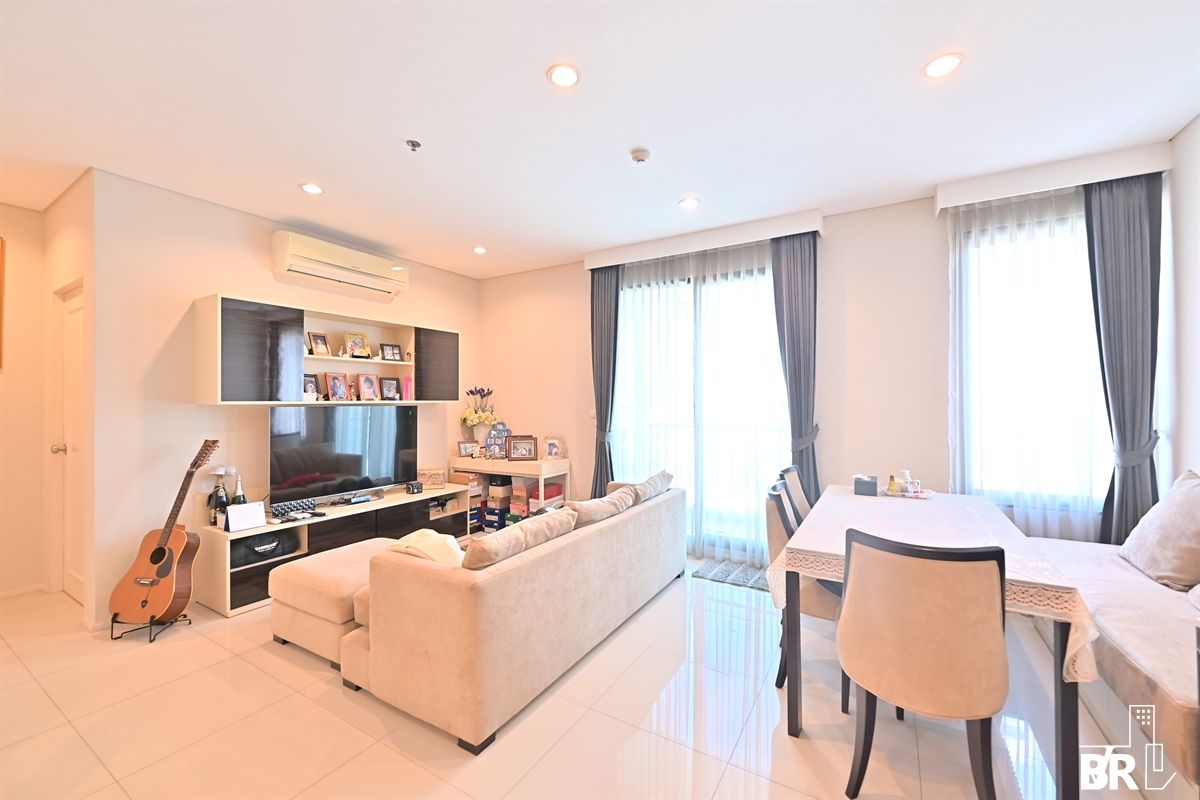 For SaleCondoRama9, Petchburi, RCA : 🎯 Spacious Room in Central Asoke , Ready to Move in🎯 Villa Asoke, near MRT Phetchaburi