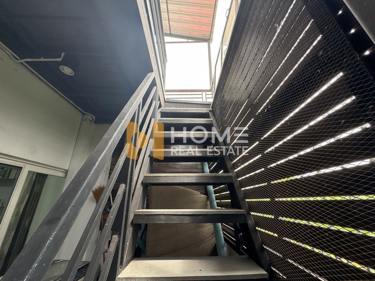 ขายทาวน์โฮมพัฒนาการ ศรีนครินทร์ : เดอ สยาม สวนหลวง ร.9 / 3 ห้องนอน (ขาย), De Siam Suanluang Rama 9 / 3 Bedrooms (FOR SALE) FON034