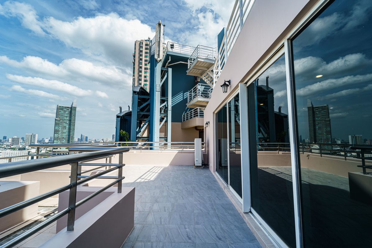 ขายคอนโดวงเวียนใหญ่ เจริญนคร : [ Sell ] Watermark Chaophraya River Triplex 3bed 265sqm 33mb