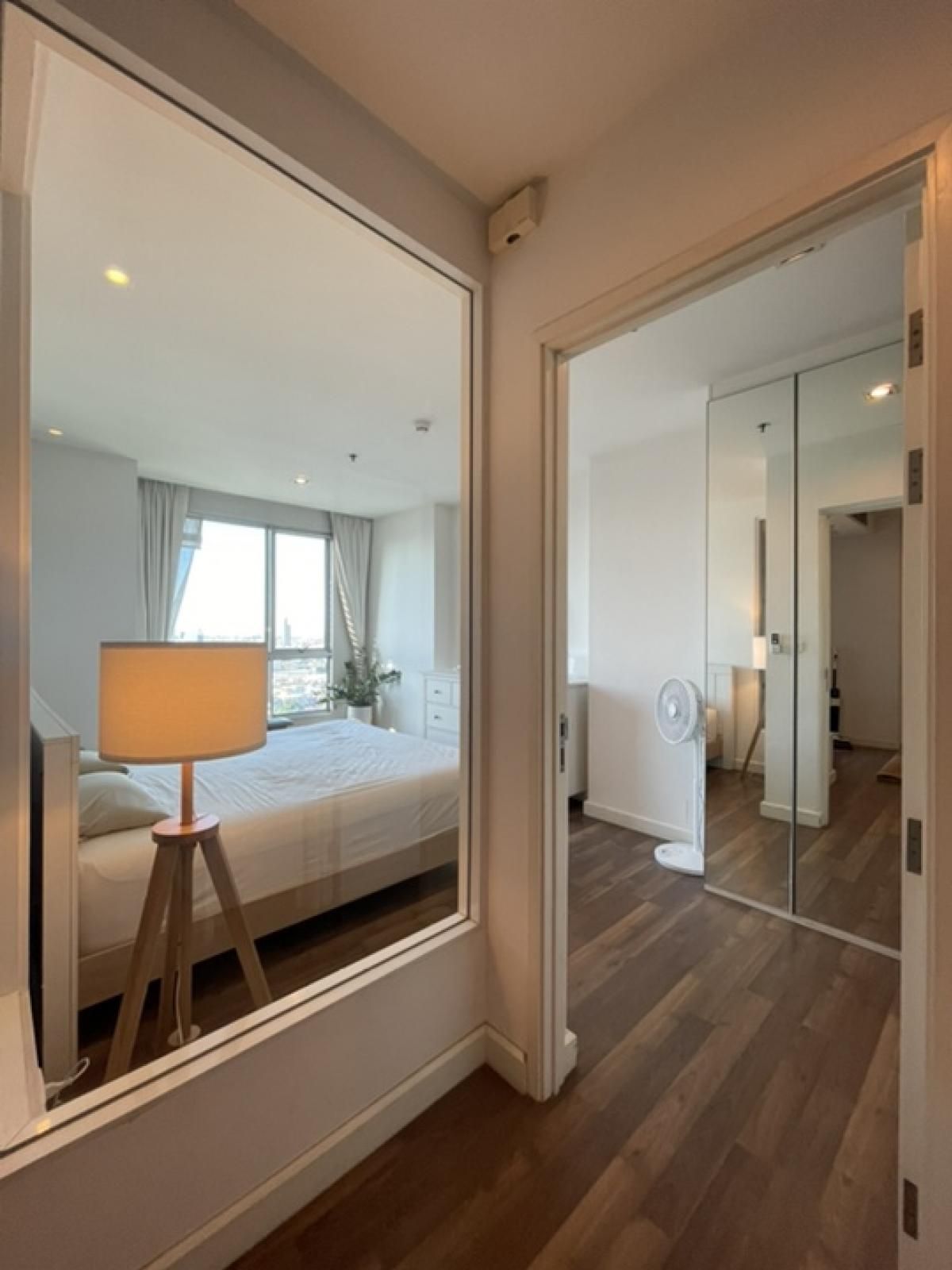 ให้เช่าคอนโดท่าพระ ตลาดพลู วุฒากาศ : ให้เช่า 📍 The Room Sathorn - Taksin 📍 เฟอร์นิเจอร์ และ เครื่องใช้ไฟฟ้าครบ ใกล้ BTS ตากสิน