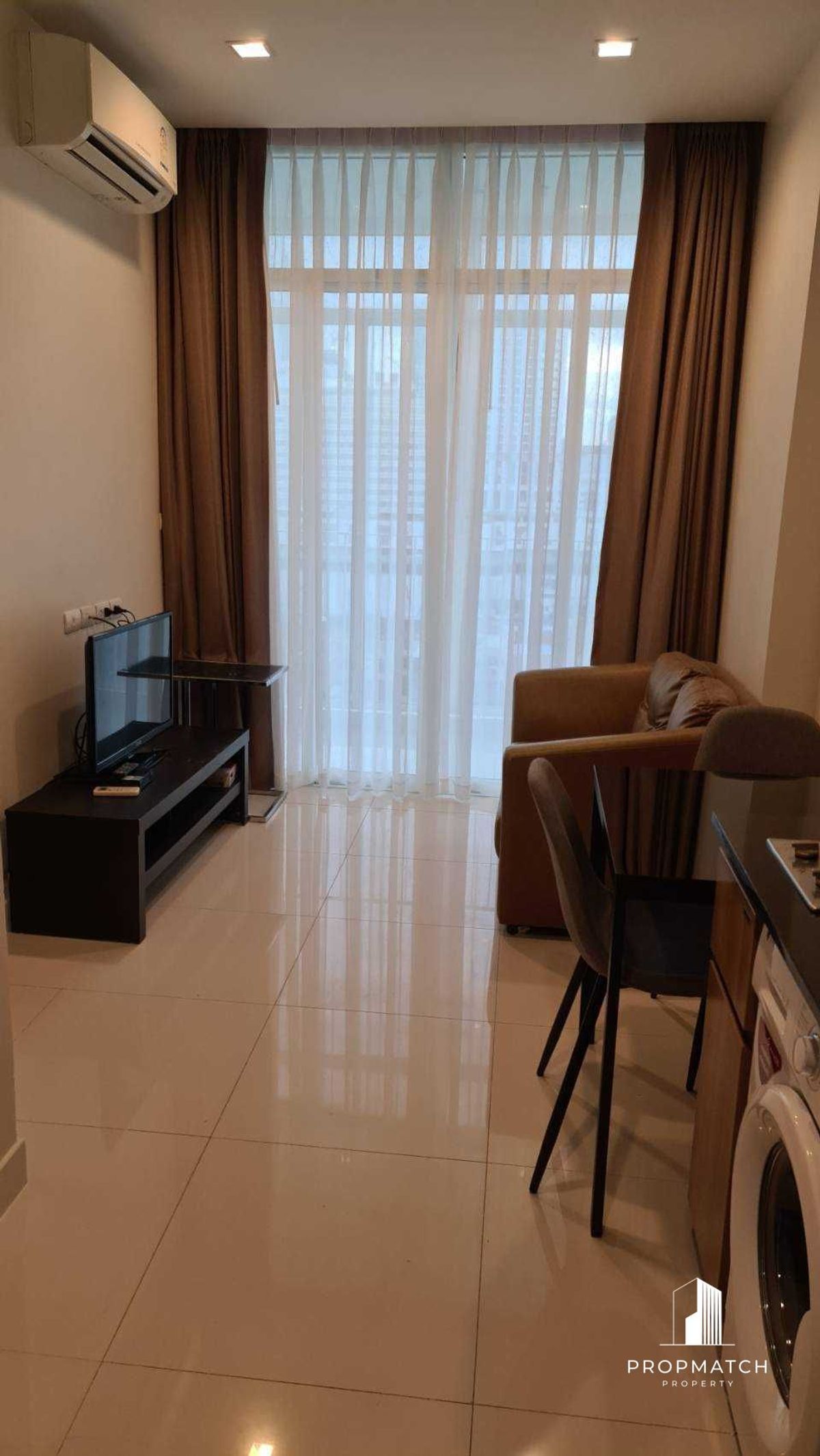 ขายคอนโดราชเทวี พญาไท : ✨Flash Deal ✨IDEO Verve Ratchaprarop ( 1Bed 1Bath 33SQM.) พร้อมอยู่ ! เพียง  3,900,000บาท Tel.0981315848 @propmatch