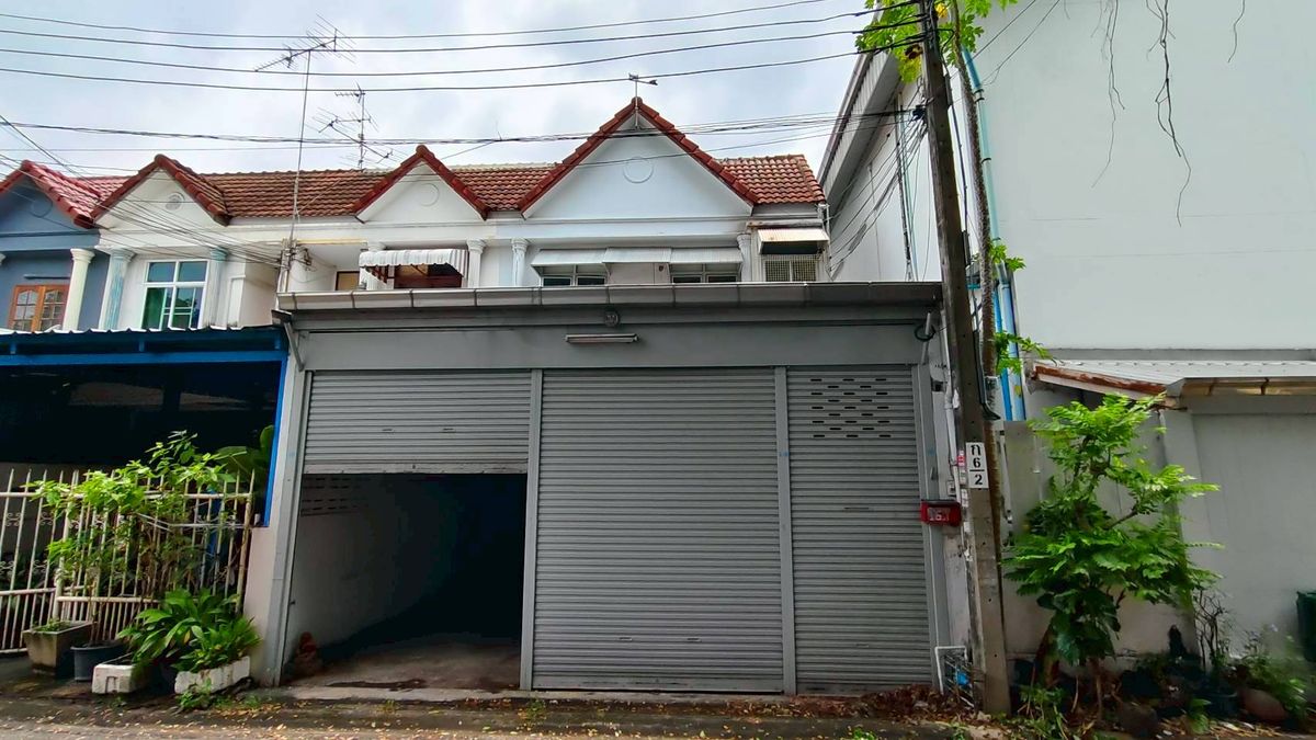 ขายทาวน์โฮมอ่อนนุช อุดมสุข : ขาย ทาวน์เฮ้าส์ 40 ตร.ว. บ้านอ่อนนุช 17 เเยก 15 