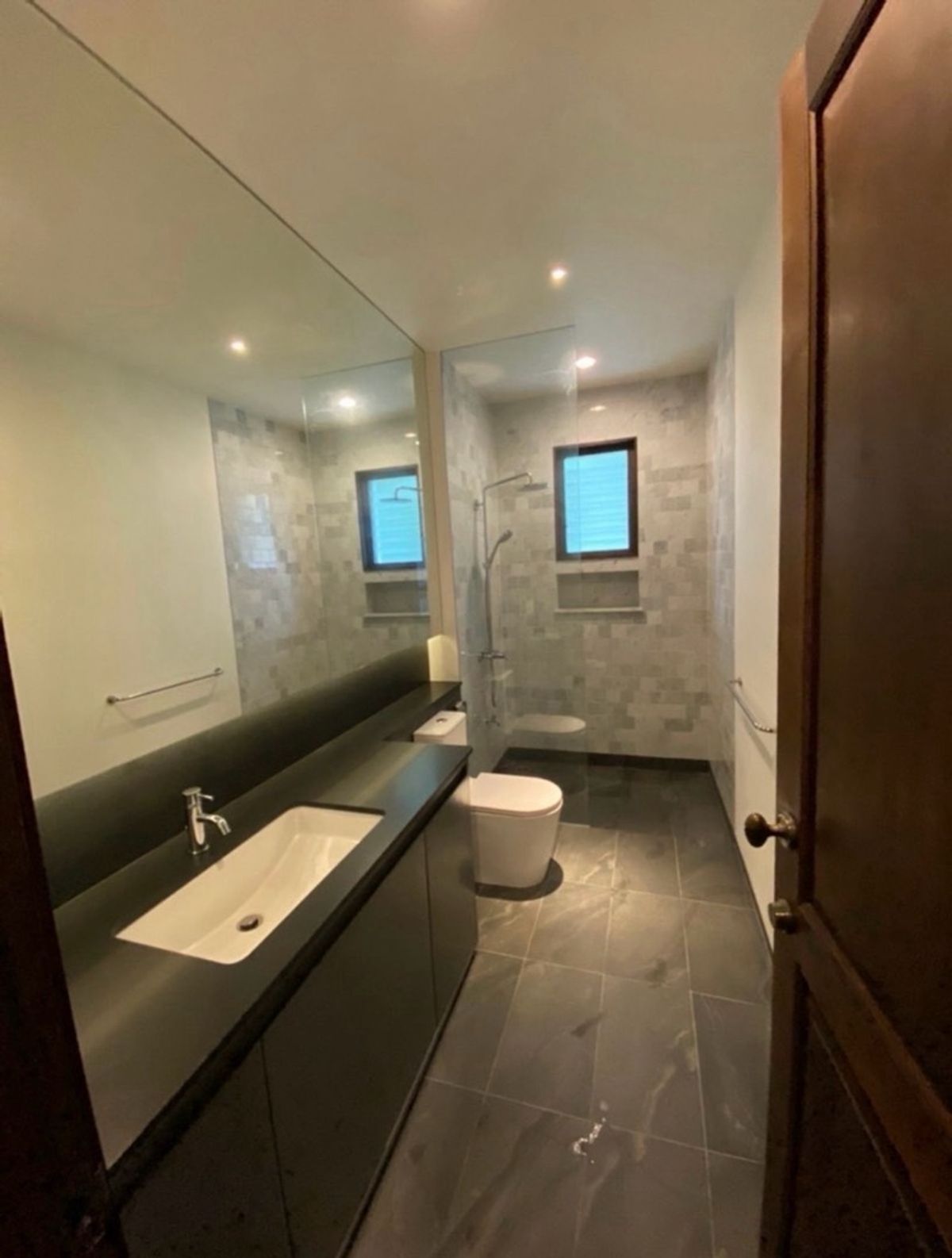 ขายบ้านวิภาวดี ดอนเมือง หลักสี่ : 📢👇บ้านย่านแจ้งวัฒนะ ในพื้นที่ใหญ่เกือบไร่ ใช้ไม้สักทั้งหลัง ไม่เคยพักอาศัย ใกล้จุดขึ้นลงทางด่วน 