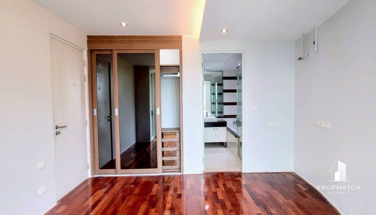 ขายคอนโดสุขุมวิท อโศก ทองหล่อ : ✨Flash Deal ✨Beverly 33 ( 1Bed 1Bath 50SQM.) พร้อมอยู่ ! เพียง   6,900,000บาท Tel.0981315848 @propmatch