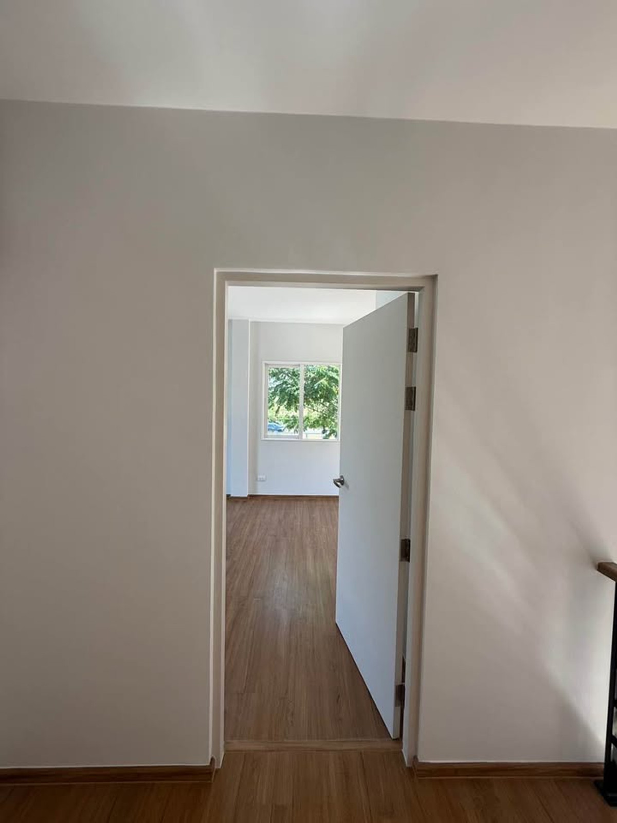 ให้เช่าทาวน์โฮมนนทบุรี บางใหญ่ บางบัวทอง : บ้านเปล่า หลังมุม ขับรถ 5นาที ถึงเซนทรัล เวสเกต เลี้ยงสัตว์ได้