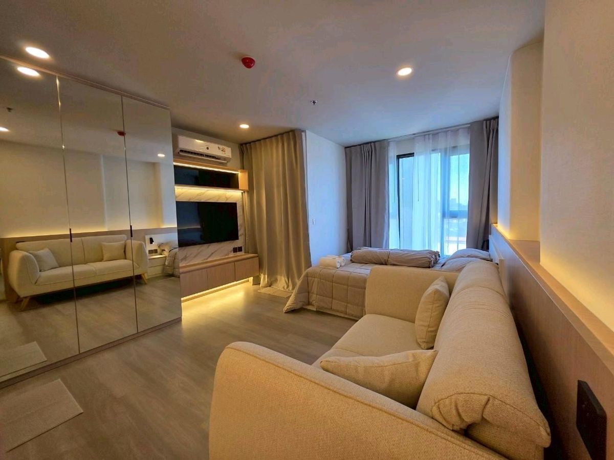 For RentCondoOnnut, Udomsuk : Condo for rent at Aspire Onnut Station Bts Onnut