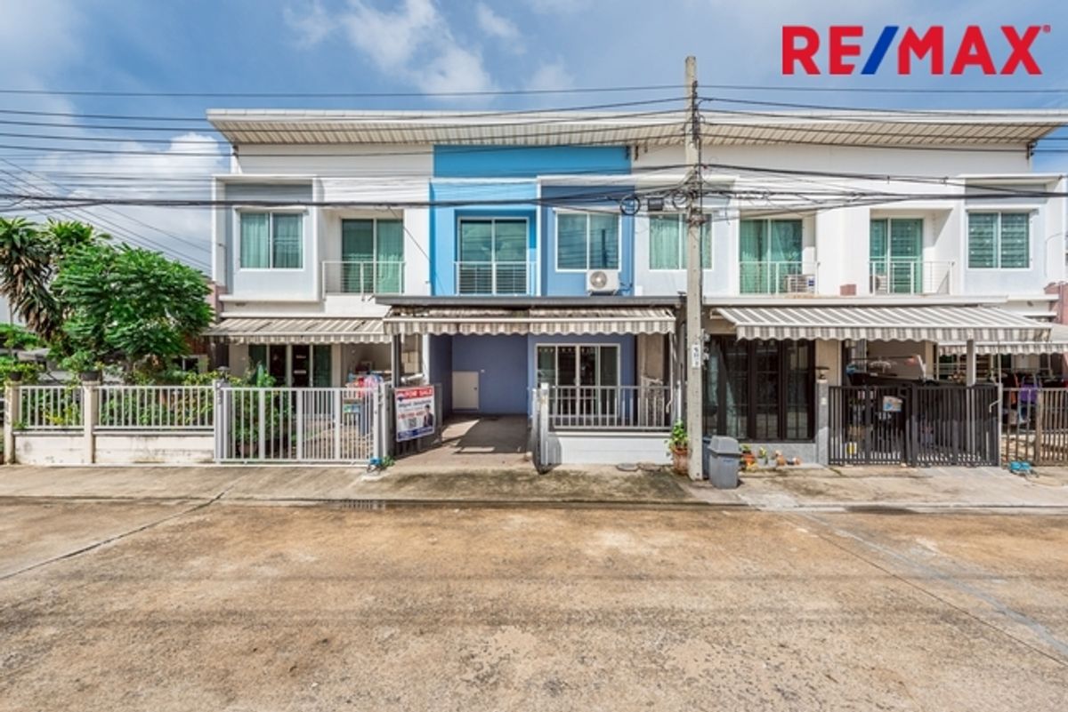 For SaleTownhomeRathburana, Suksawat : Sell Townhome Suk Sawat Plino Suksawat 30 Adjacent to Suksawat Road for only 10 minutes to the expressway