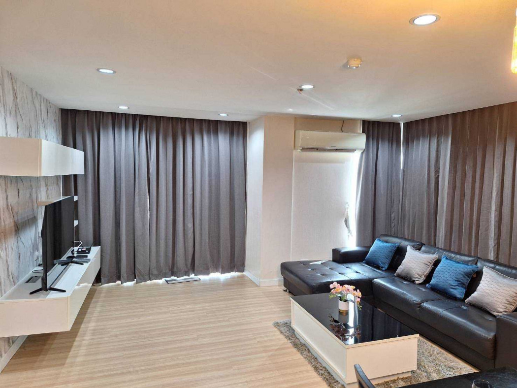 For SaleCondoPhitsanulok : Condo for sale: Harmony Condominium, 54.80 sq m, in the heart of Phitsanulok.