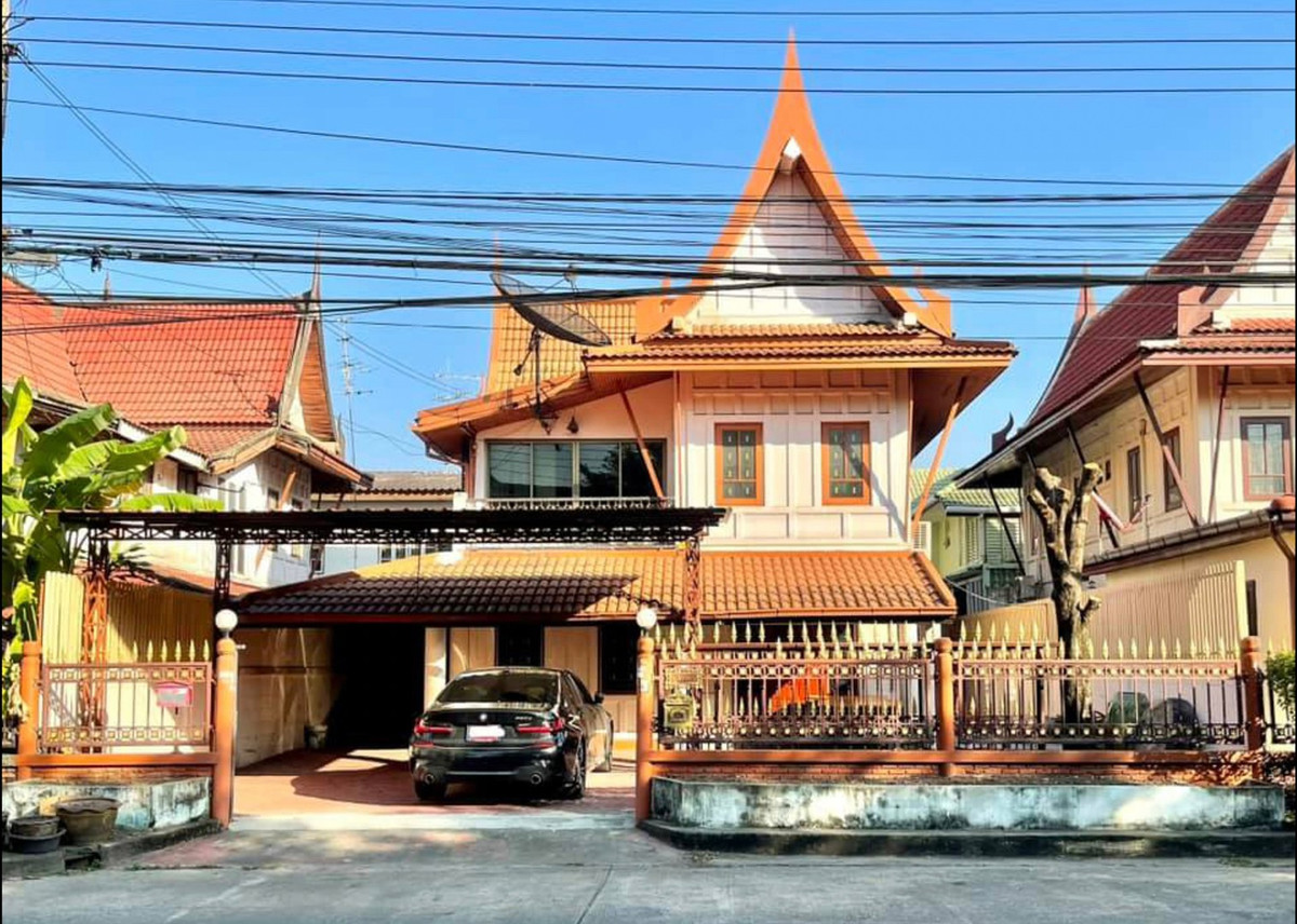 For RentHouseNonthaburi, Bang Yai, Bangbuathong : Newly renovated 3bedroom house near Makro Bang Bua Thong branch, Bang Kruai-Sai Noi Road.