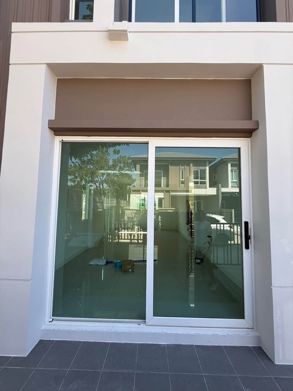 ให้เช่าทาวน์โฮมนนทบุรี บางใหญ่ บางบัวทอง : บ้านเปล่า หลังมุม ขับรถ 5นาที ถึงเซนทรัล เวสเกต เลี้ยงสัตว์ได้