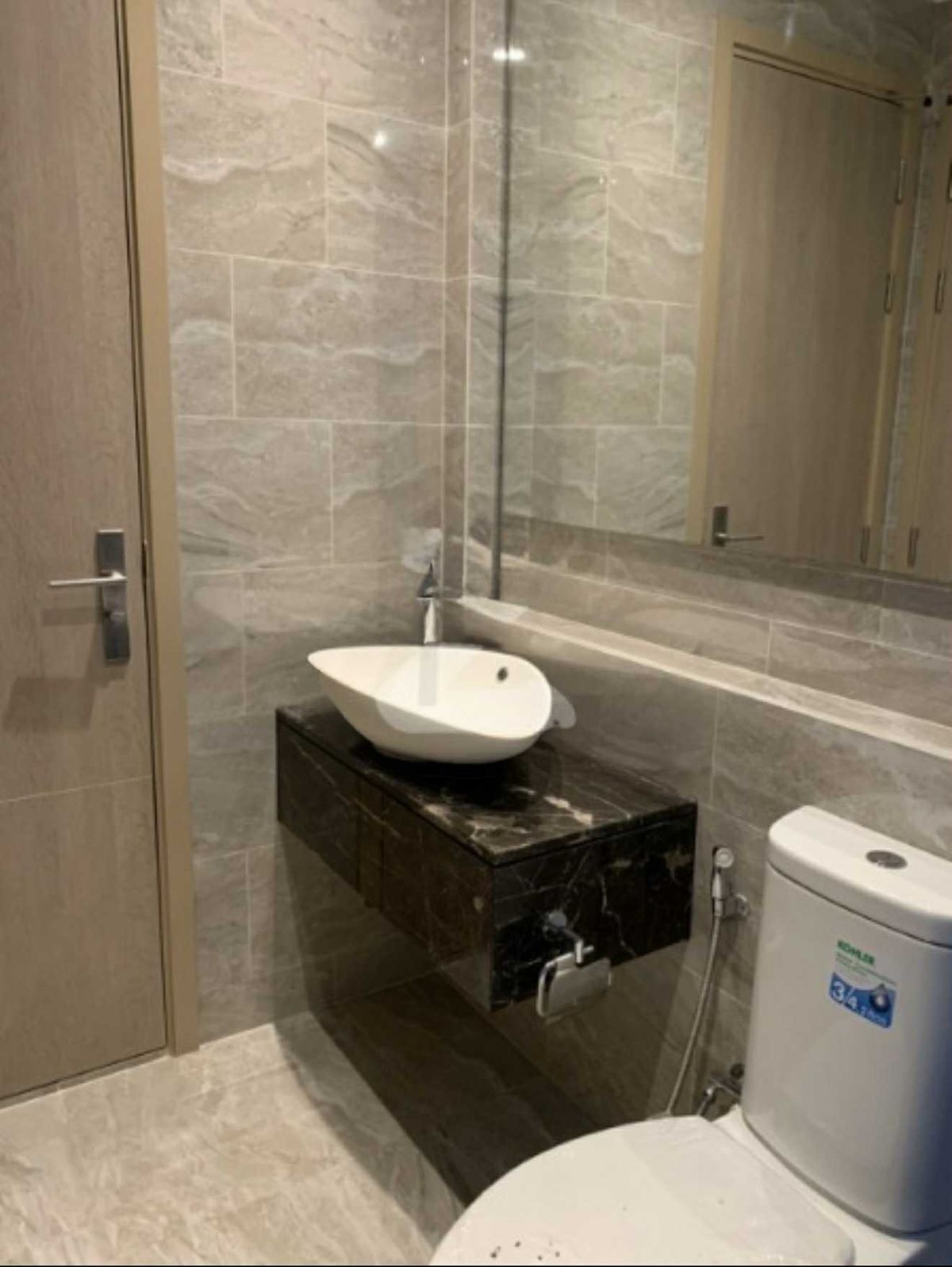 ขายคอนโดพระราม 9 เพชรบุรีตัดใหม่ RCA : รหัสทรัพย์ Som0998 ขาย Ashton Asoke-Rama 9