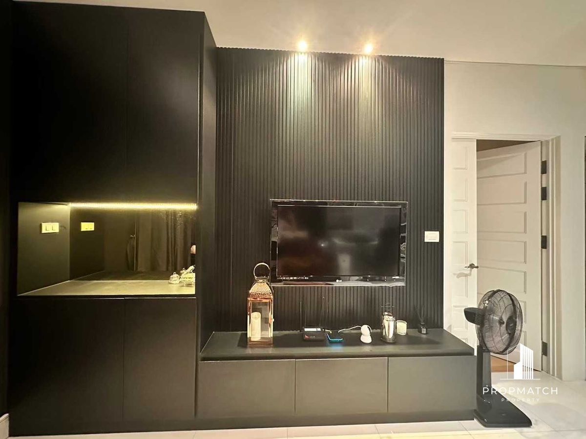 ขายคอนโดสุขุมวิท อโศก ทองหล่อ : ✨Flash Deal ✨Auguston Sukhumvit 22 ( 1Bed 1Bath 57.42SQM.) พร้อมอยู่ ! เพียง 7,590,000 บาท Tel.0981315848 @propmatch