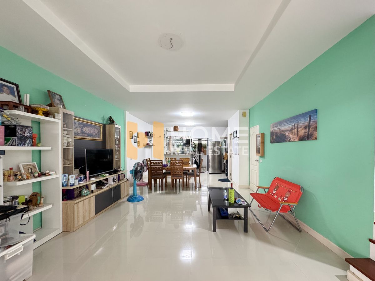 ขายทาวน์โฮมพัฒนาการ ศรีนครินทร์ : เดอ สยาม สวนหลวง ร.9 / 3 ห้องนอน (ขาย), De Siam Suanluang Rama 9 / 3 Bedrooms (FOR SALE) FON034