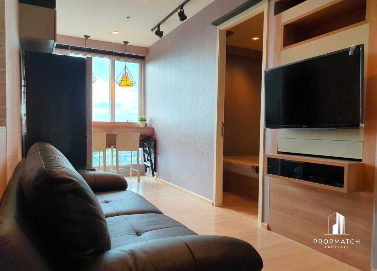 For RentCondoSapankwai,Jatujak : ✨flash deal ✨RHYTHM PHALO -ARI (1Bed 1Bath 35SQM.) Completely decorated !! Only 18,000 baht per month Tel.0981315848 @PropMatch