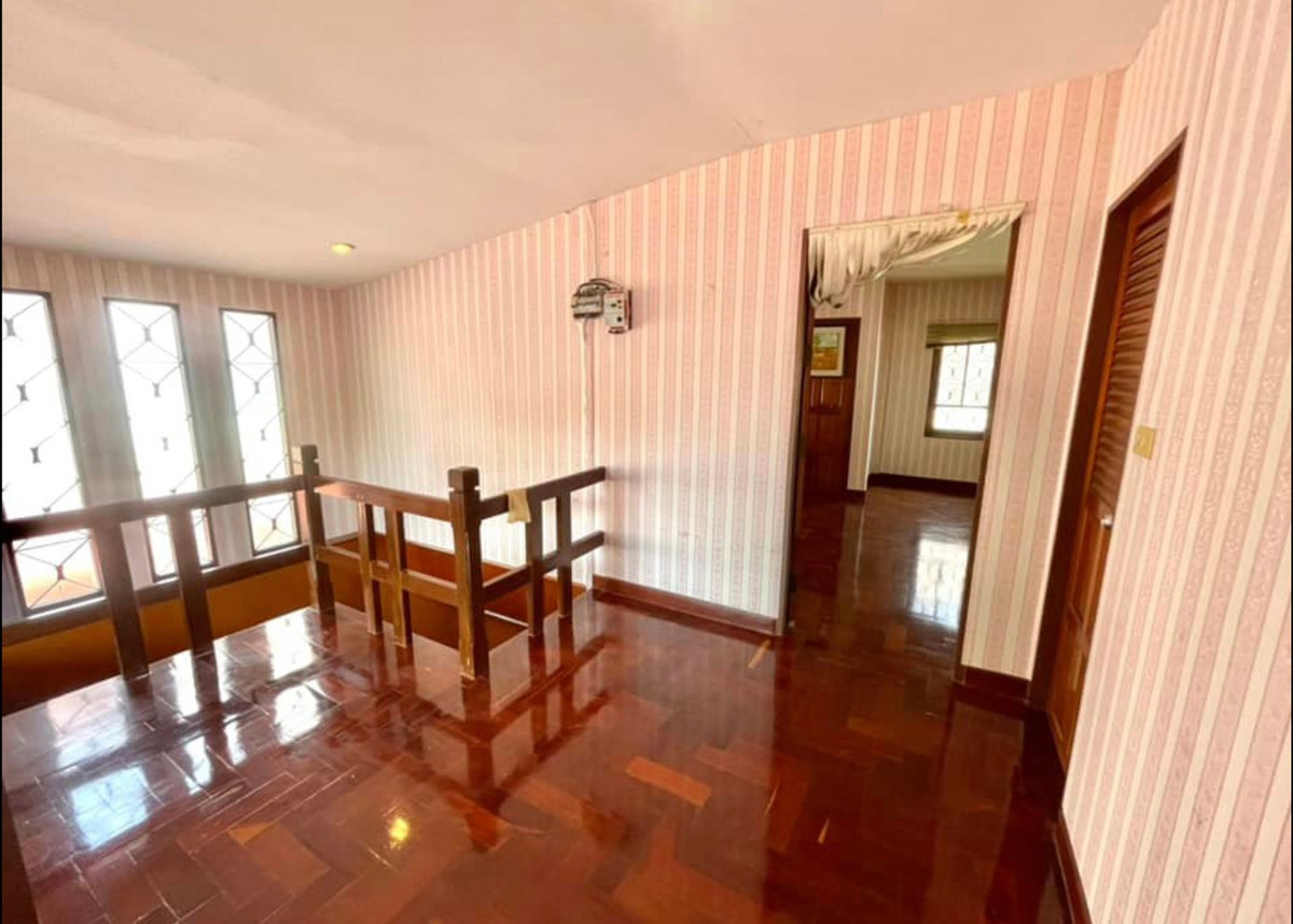 ให้เช่าบ้านนนทบุรี บางใหญ่ บางบัวทอง : บ้านเดี่ยว รีโนเวทใหม่ 3ห้องนอน 2ห้องน้ำ ใกล้แม็คโคร สาขาบางบัวทอง ถนนบางกรวย-ไทรน้อย