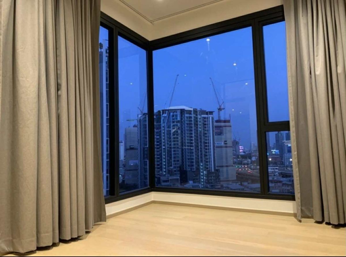 ขายคอนโดพระราม 9 เพชรบุรีตัดใหม่ RCA : รหัสทรัพย์ Som0998 ขาย Ashton Asoke-Rama 9