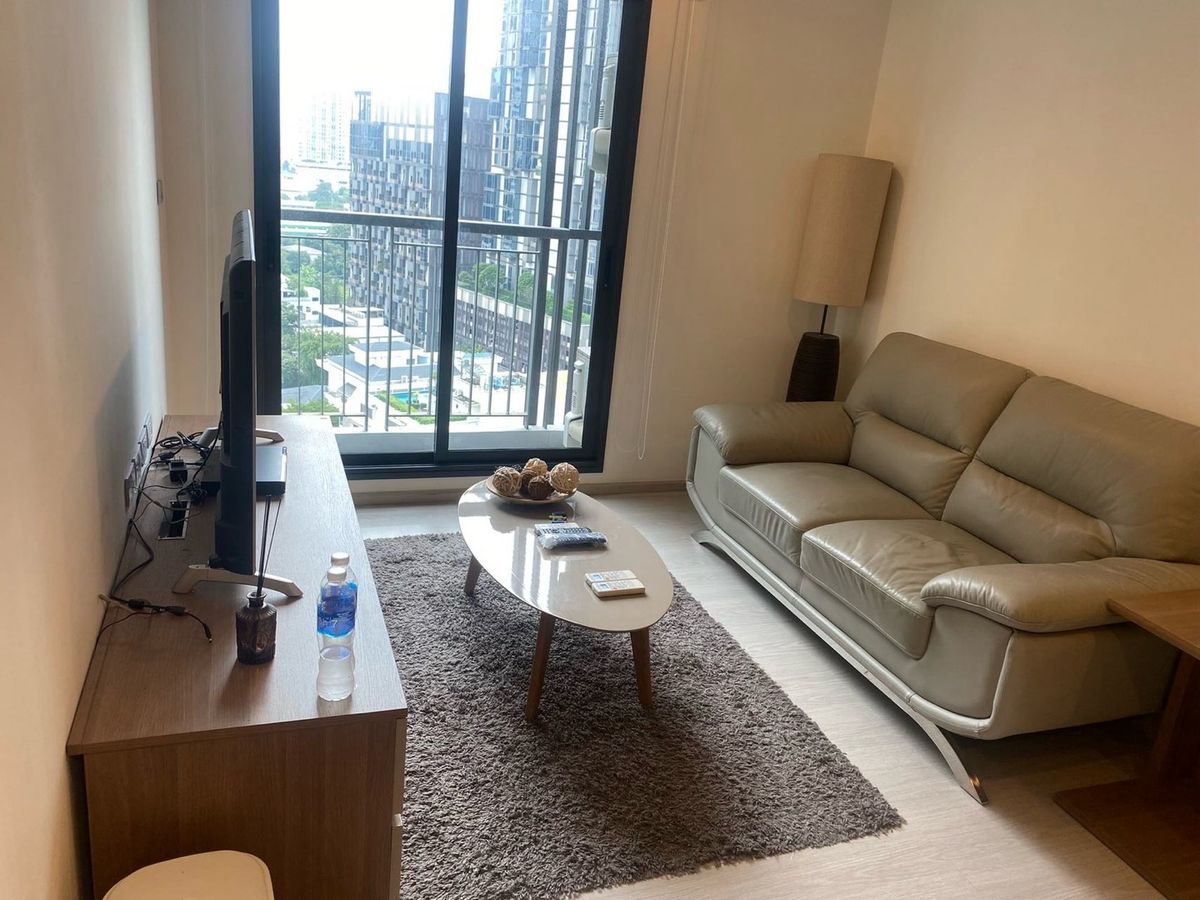 ให้เช่าคอนโดสุขุมวิท อโศก ทองหล่อ : 5min walk from bts thonglor , 2bedroom 