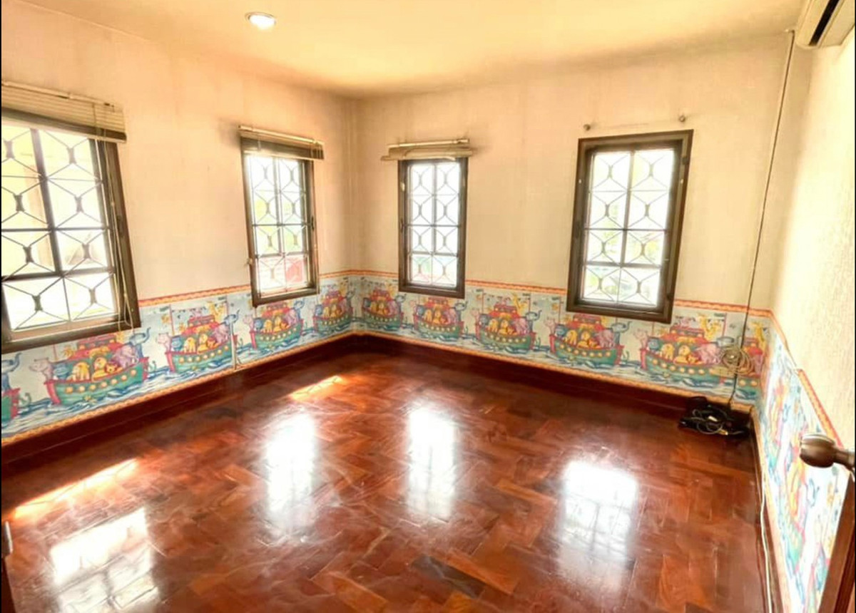 ให้เช่าบ้านนนทบุรี บางใหญ่ บางบัวทอง : บ้านเดี่ยว รีโนเวทใหม่ 3ห้องนอน 2ห้องน้ำ ใกล้แม็คโคร สาขาบางบัวทอง ถนนบางกรวย-ไทรน้อย