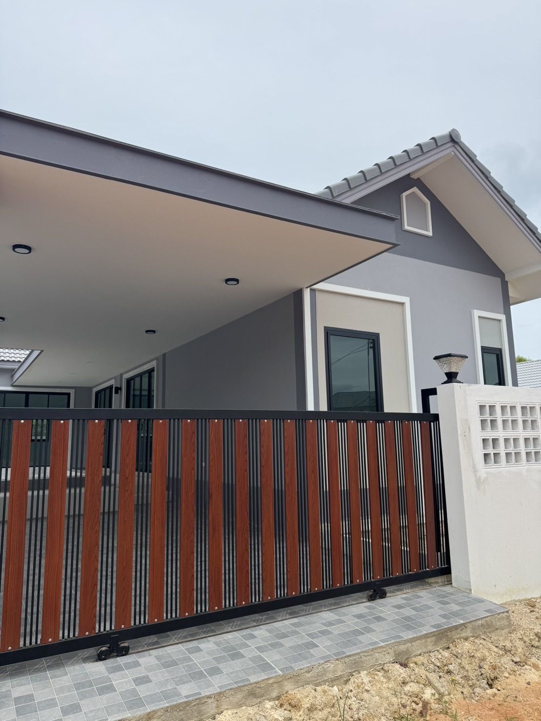 ขายบ้านหัวหิน ประจวบคีรีขันธ์ : ขาย วิลล่า 3 ห้องนอน ใน หนองแก, ประจวบคีรีขันธ์ U5631579