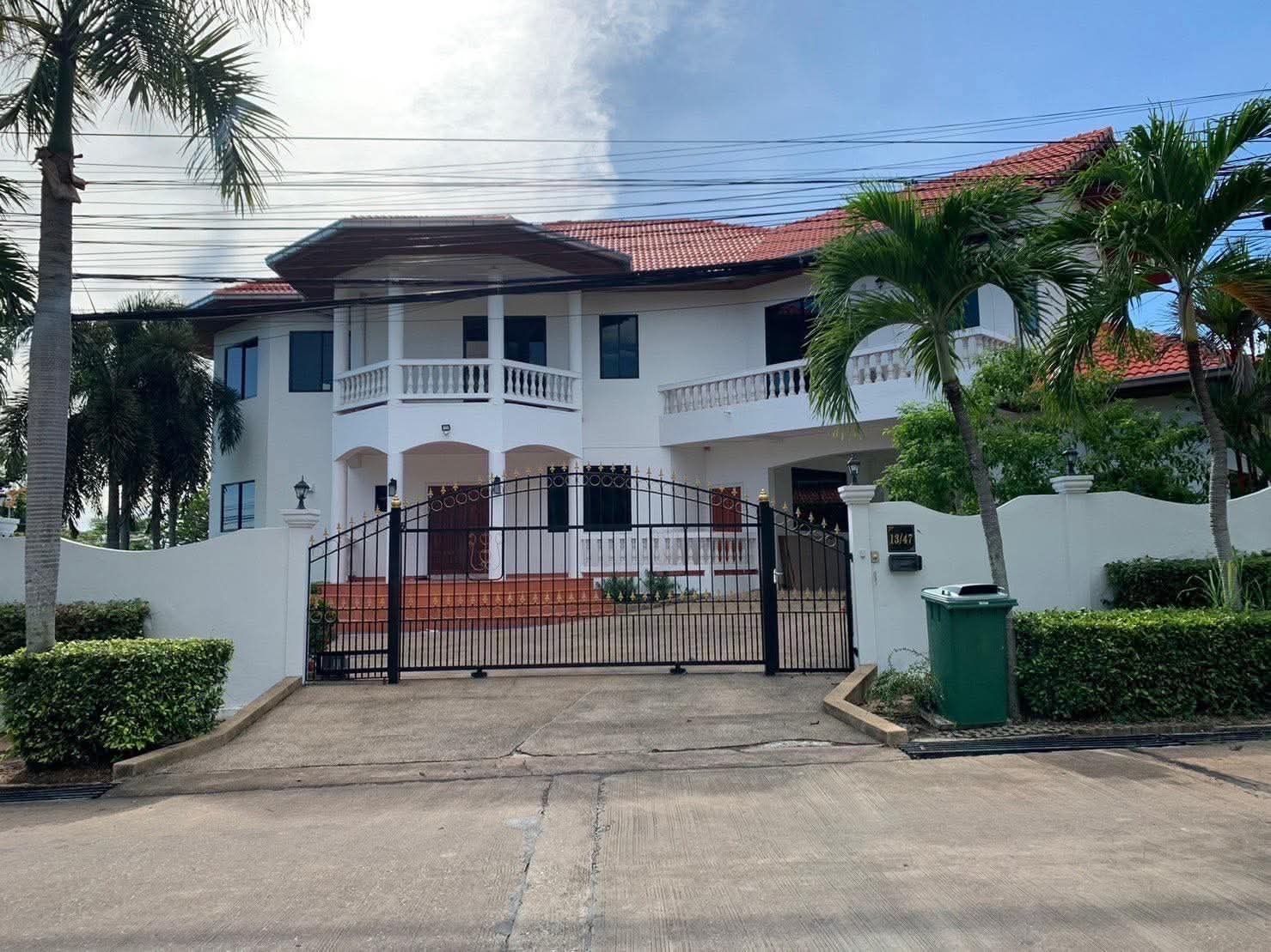 ขายบ้านพัทยา บางแสน ชลบุรี สัตหีบ : For Rent Paradise Villa 1 Pattaya U5625353
