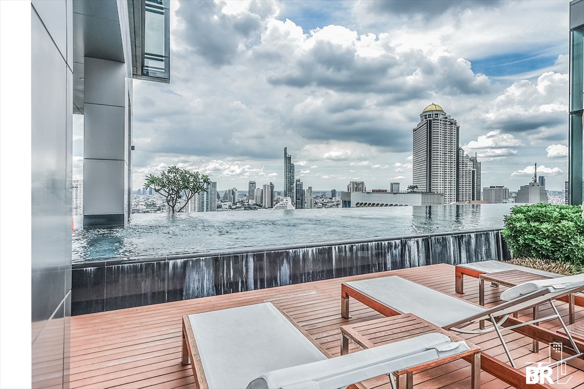 For SaleCondoWongwianyai, Charoennakor : 🩵Luxury Condo in the Heart of Sathorn 🩵  The Bangkok Sathorn, near BTS Surasak