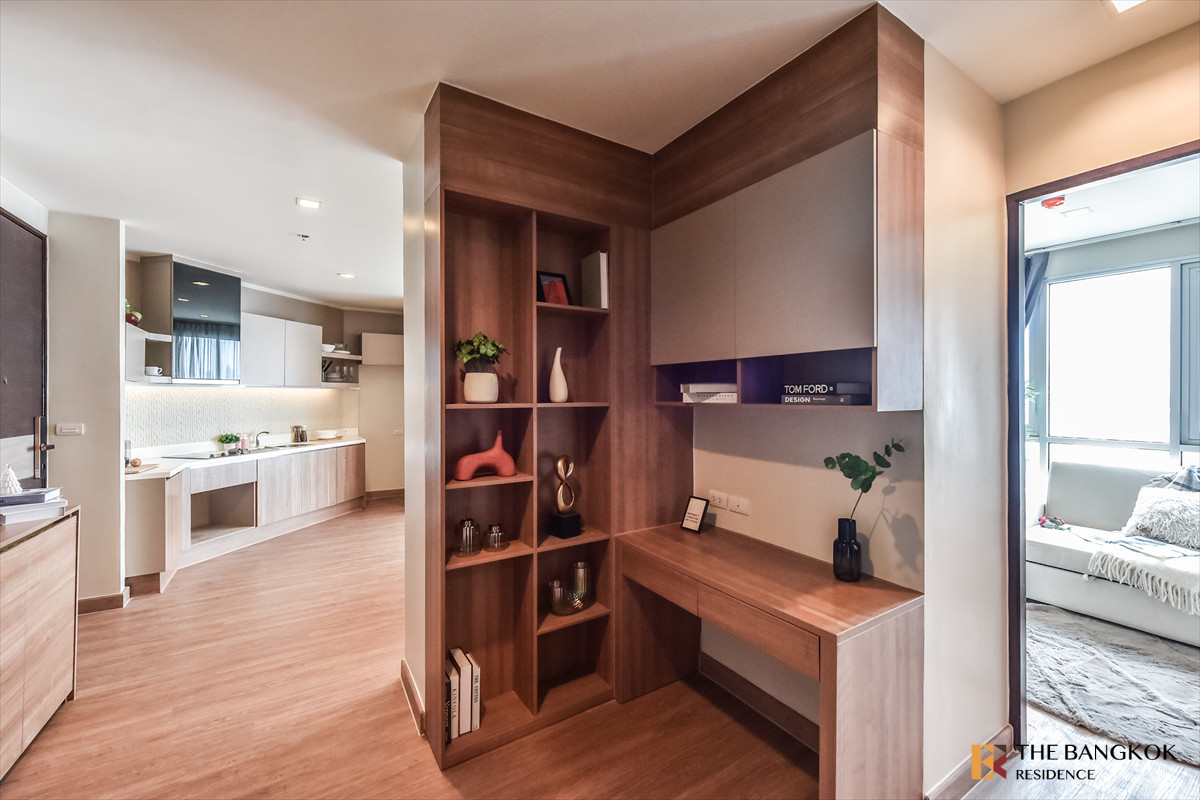 ขายคอนโดสาทร นราธิวาส : ✨ Spacious Fully Furnished Unit - Rhythm Sathorn near Bts Saphan Taksin