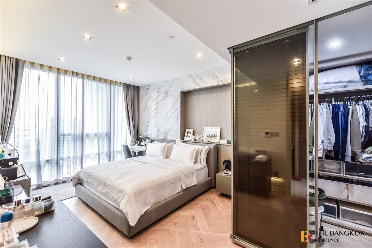 For SaleCondoWongwianyai, Charoennakor : 🩵Luxury Condo in the Heart of Sathorn 🩵  The Bangkok Sathorn, near BTS Surasak