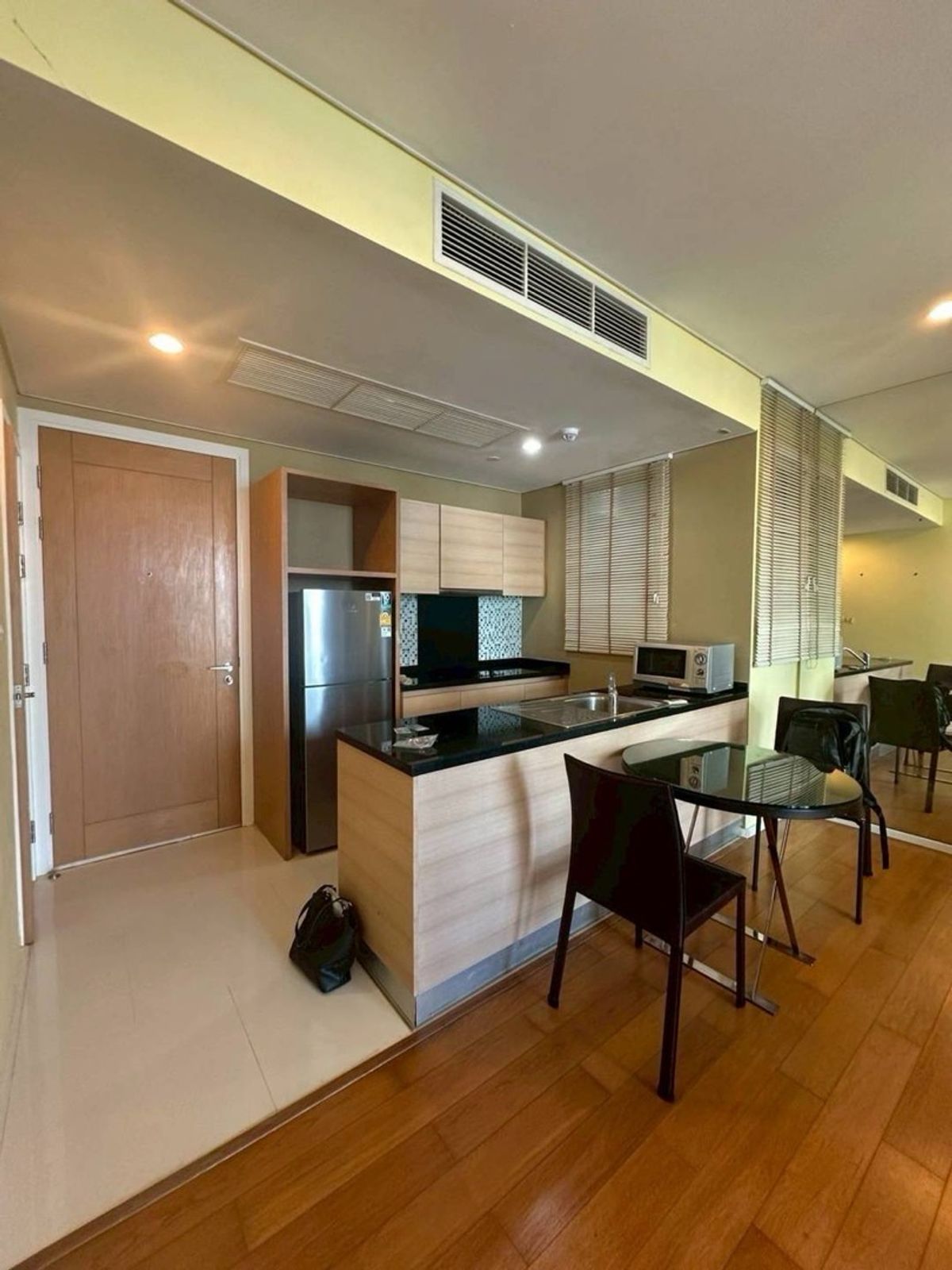 ให้เช่าคอนโดสุขุมวิท อโศก ทองหล่อ : Wind Sukhumvit 23 for rent 