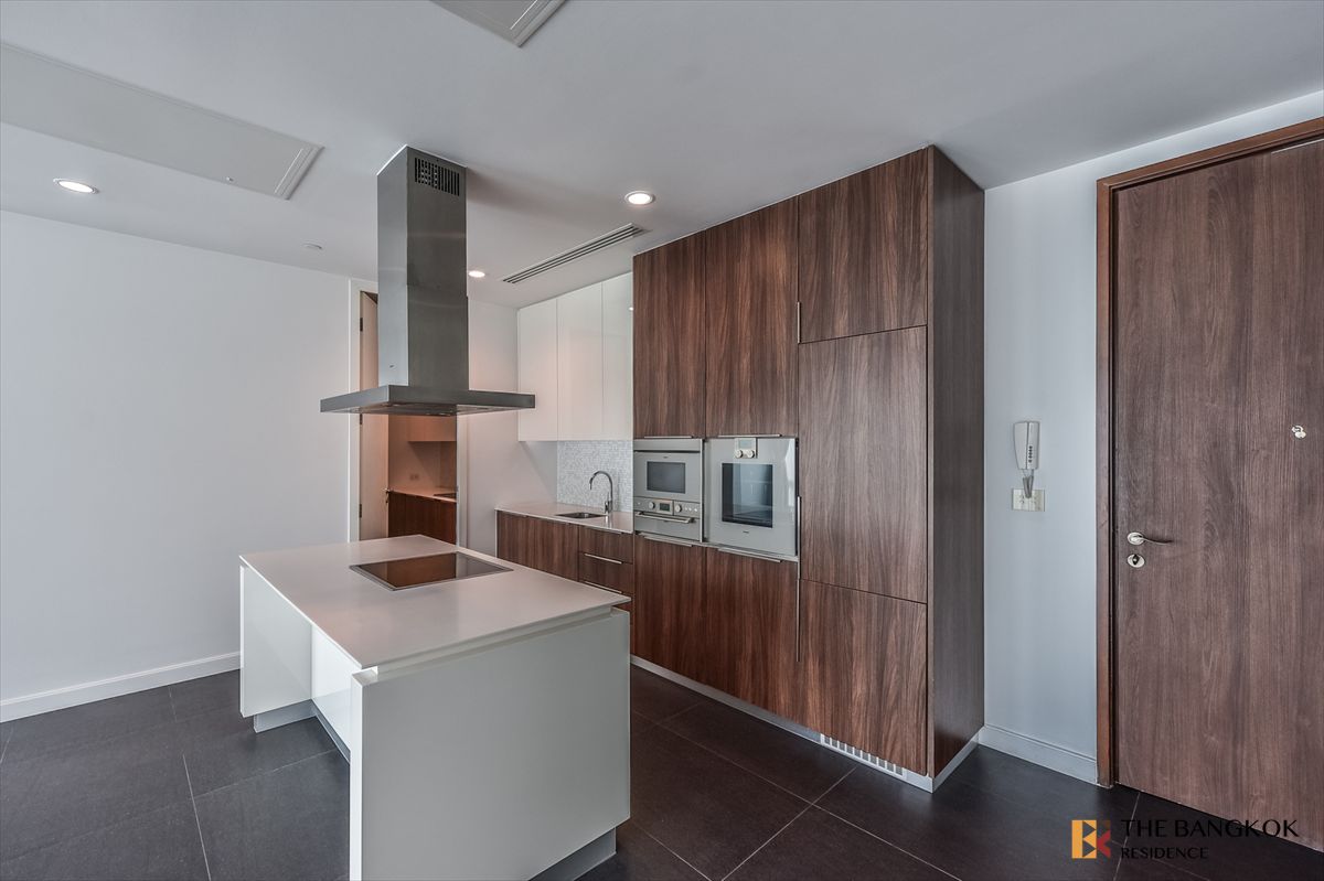 ให้เช่าคอนโดวิทยุ ชิดลม หลังสวน : 185 Rajdamri ✨ ห้องกว้าง พร้อมวิวเมืองแบบพาโนรามา 🌃 ใกล้ BTS ราชดำริ