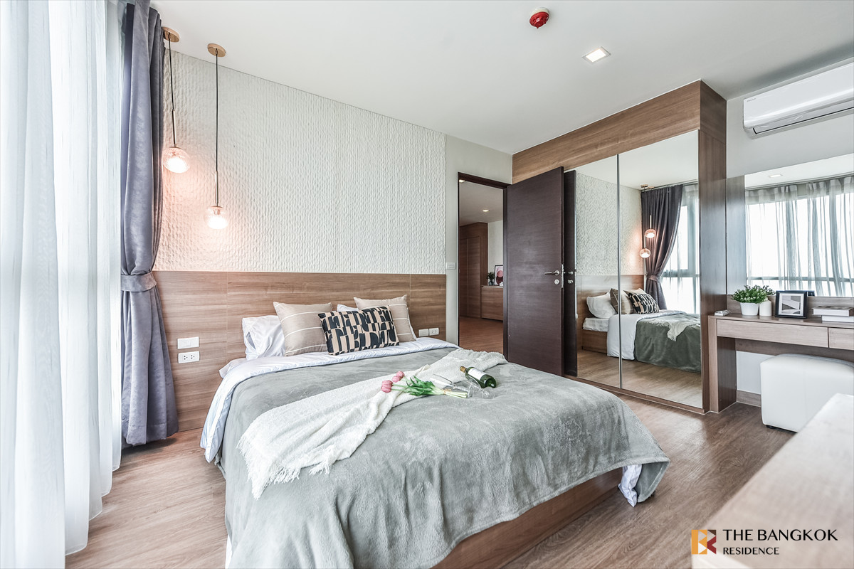 ขายคอนโดสาทร นราธิวาส : ✨ Spacious Fully Furnished Unit - Rhythm Sathorn near Bts Saphan Taksin
