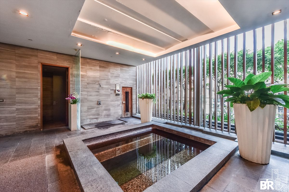 ขายคอนโดวิทยุ ชิดลม หลังสวน :  185 ราชดำริ  🌟 คอนโด Luxury สุดพรีเมียมทำเลทอง 🌟 ใกล้ BTS สถานีราชดำริ 